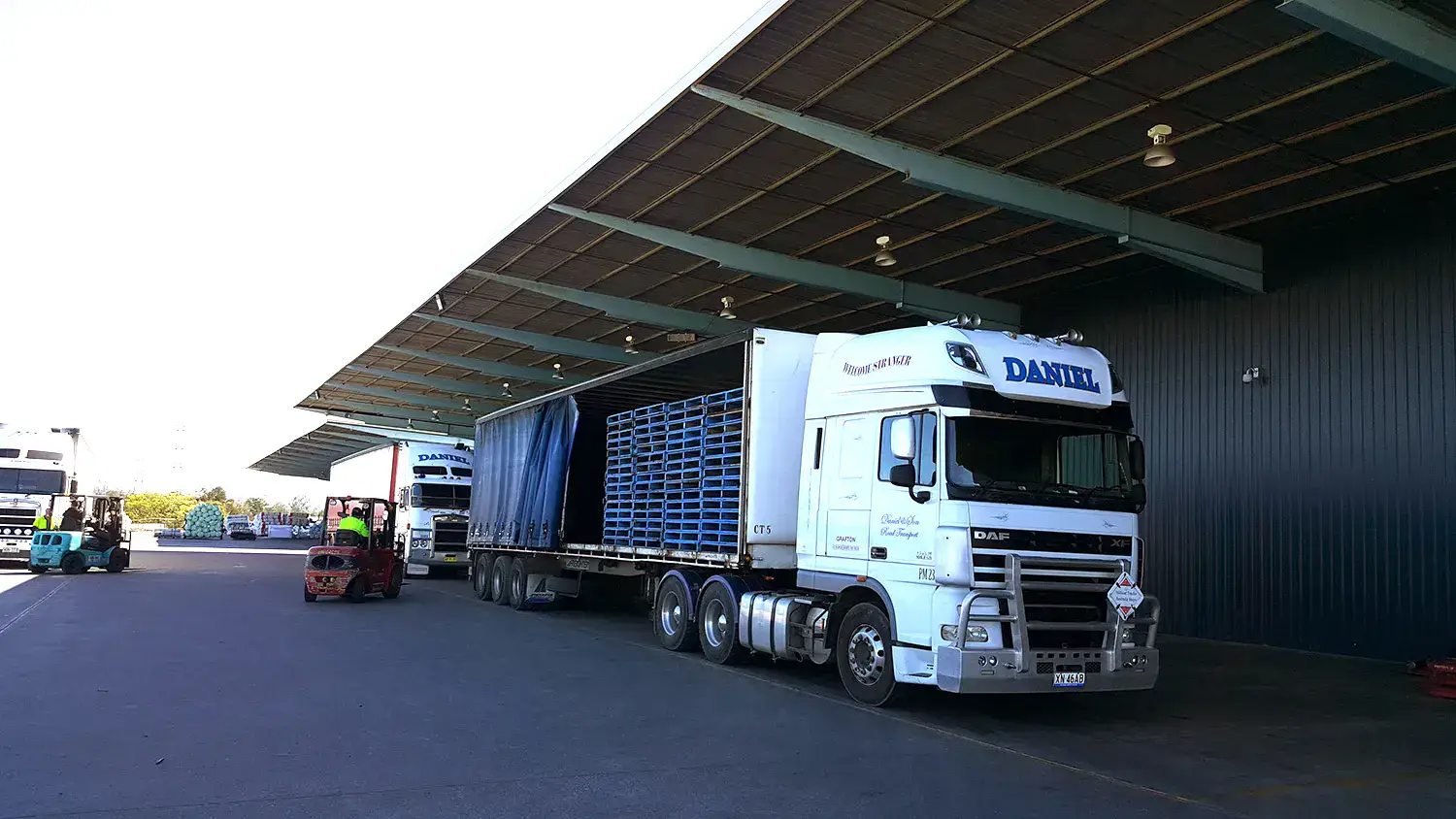 Daniel Trucking Group